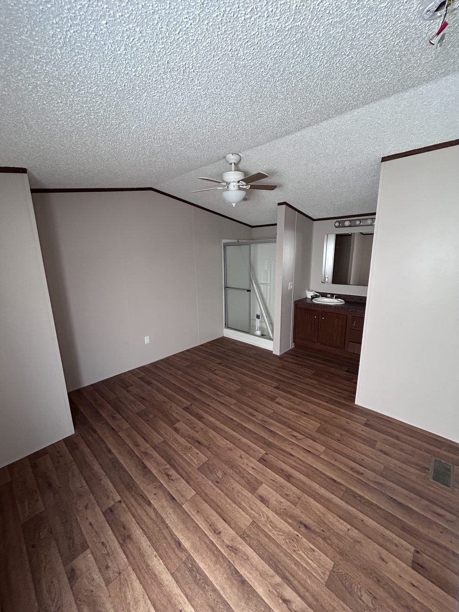 Yellow Rose U1 — second bedroom view